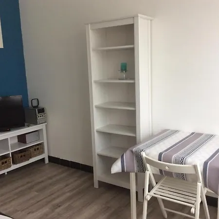 Agreable T2 Avec Clim Proche Mer Dans Quartier Prise Apartamento Toulon